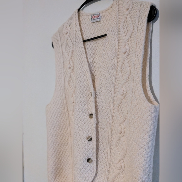 Vintage Cream Cable Knit Sweater Vest - Picture 2 of 4